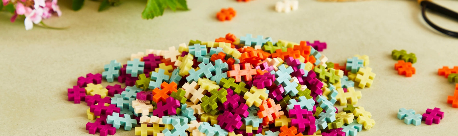 Tubes with mixed colors