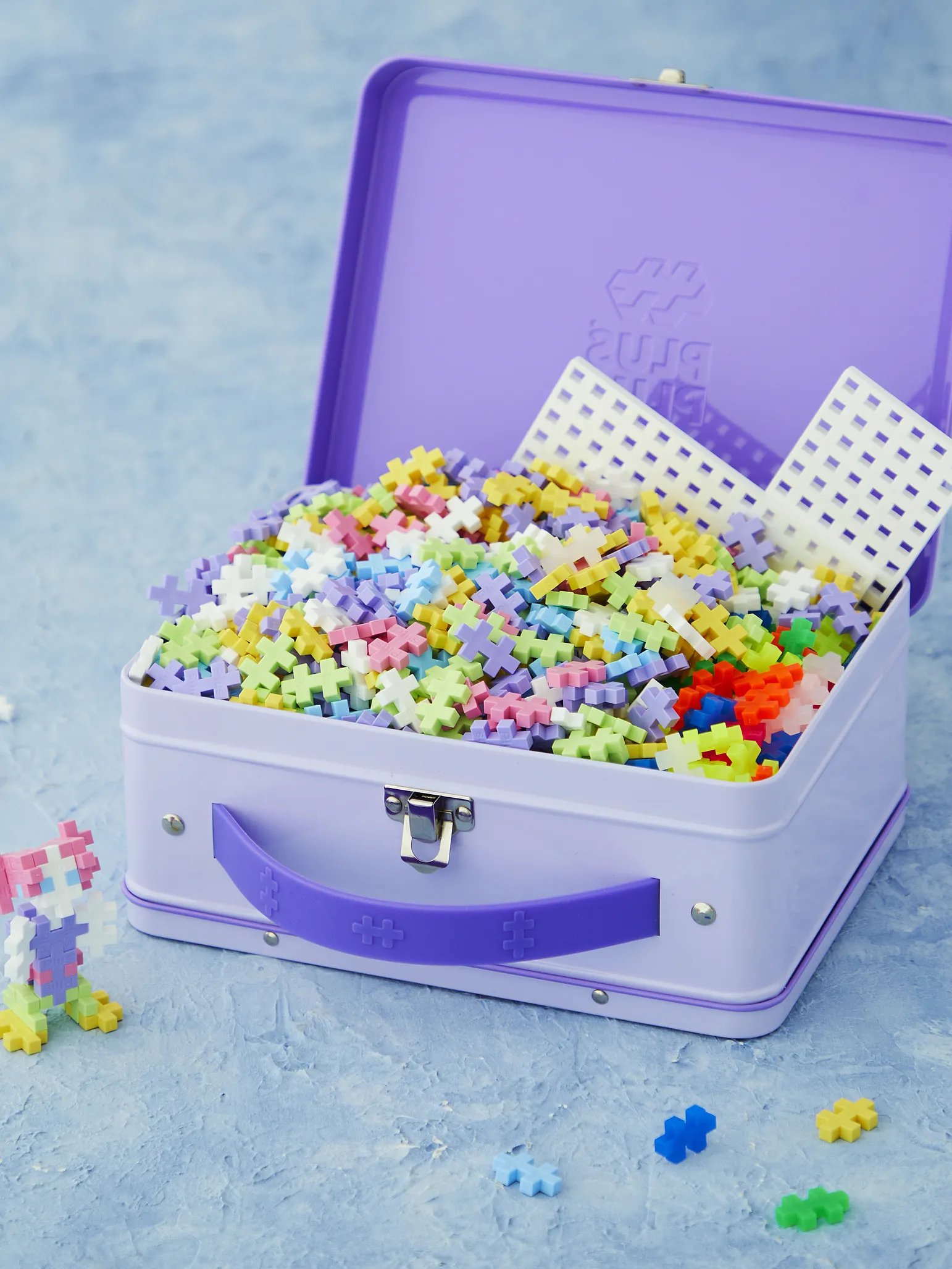 Purple Metal Suitcase - 600 pcs